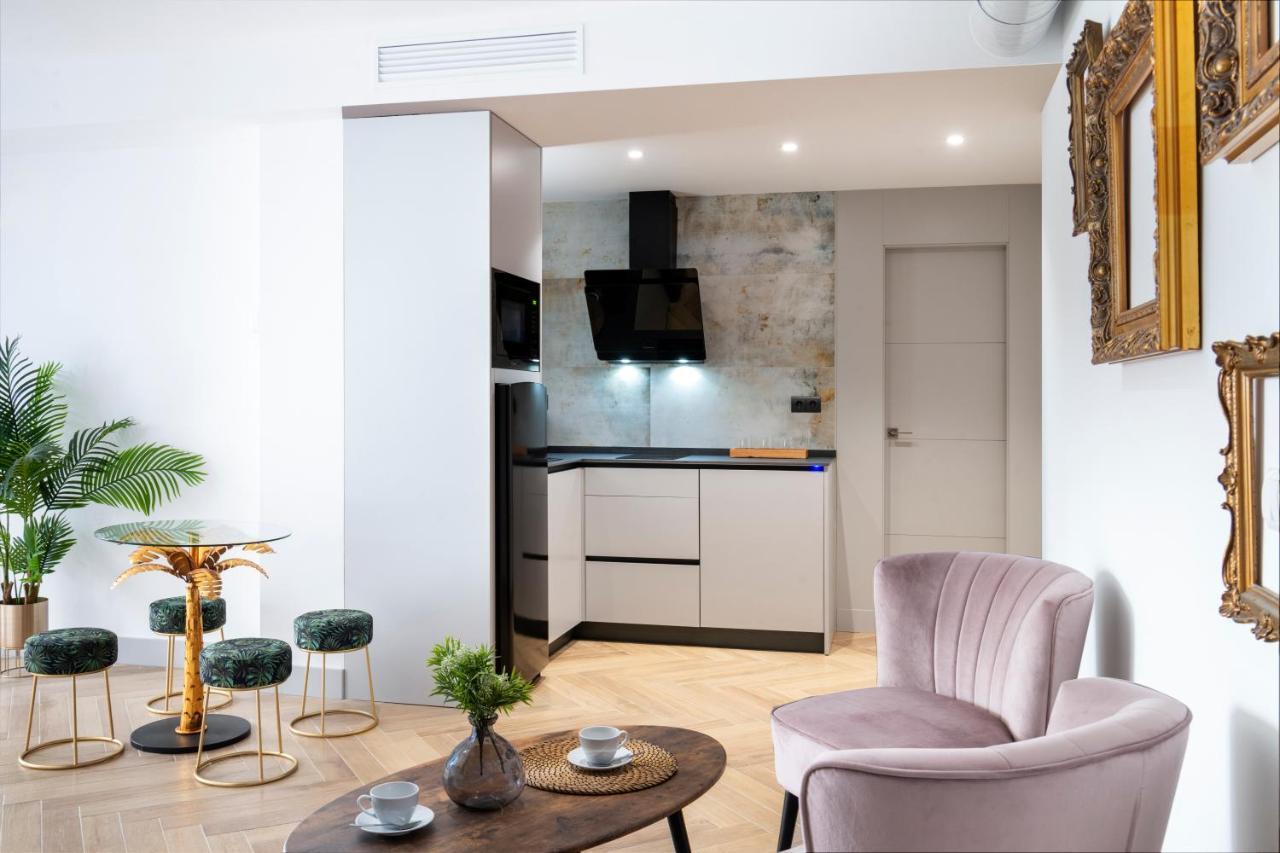 Zaragoza Suite Apartment Sewilla Zewnętrze zdjęcie